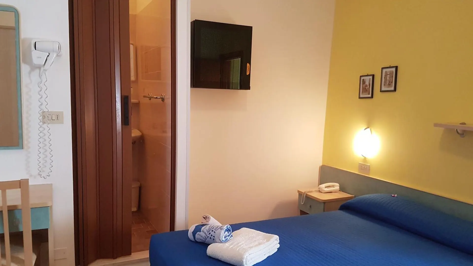 **  Hotel Villa Ersilia Rimini B&B Italien
